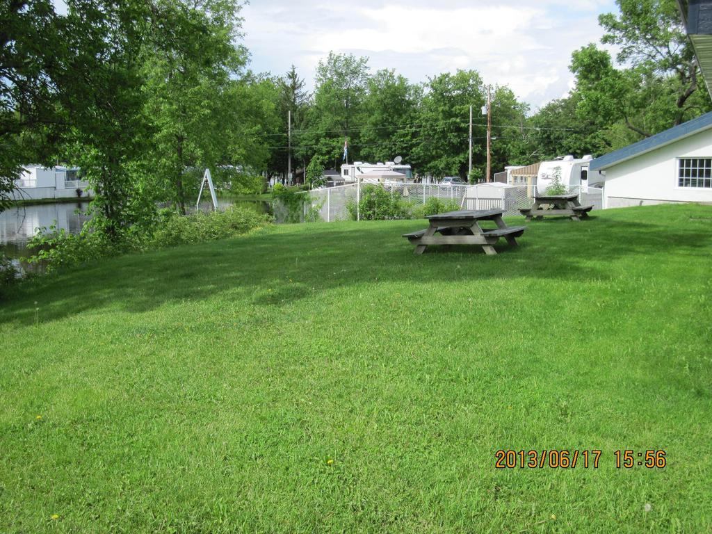 Motel Parc Beaumont Inc. Extérieur photo