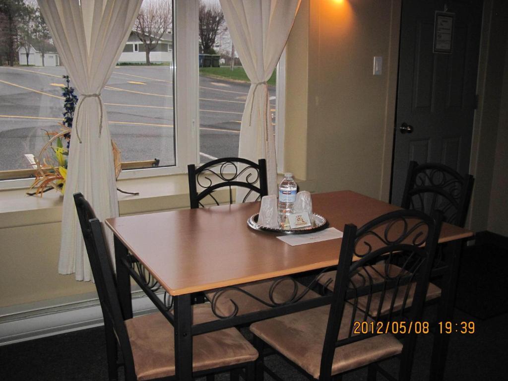 Motel Parc Beaumont Inc. Chambre photo