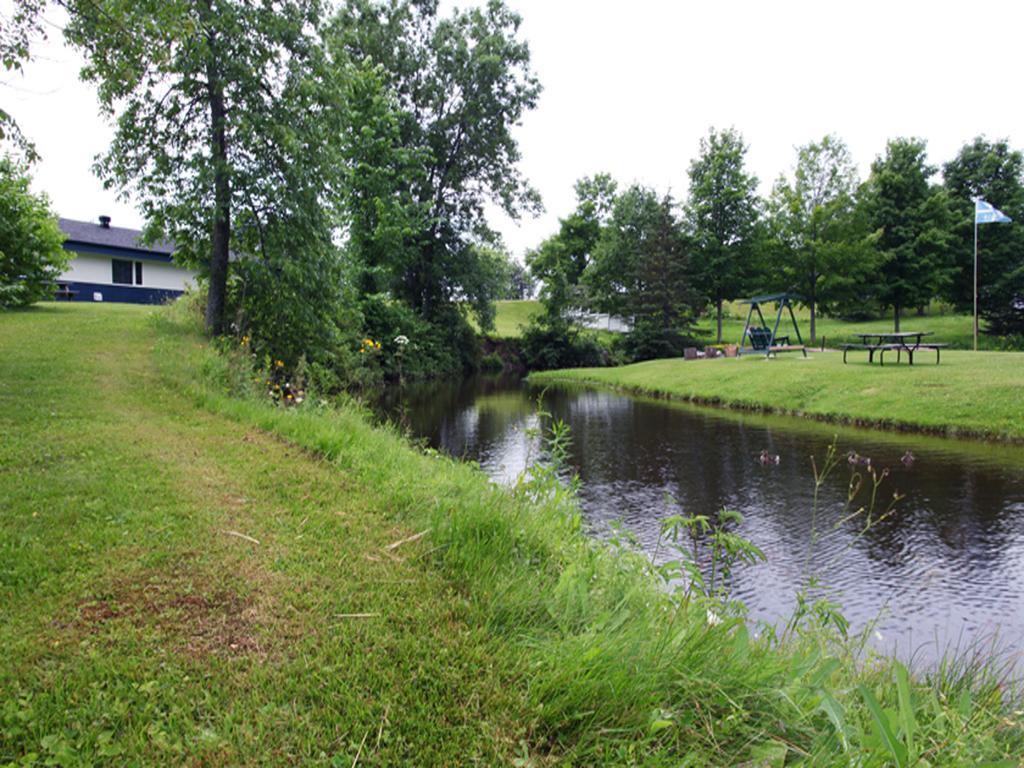 Motel Parc Beaumont Inc. Extérieur photo